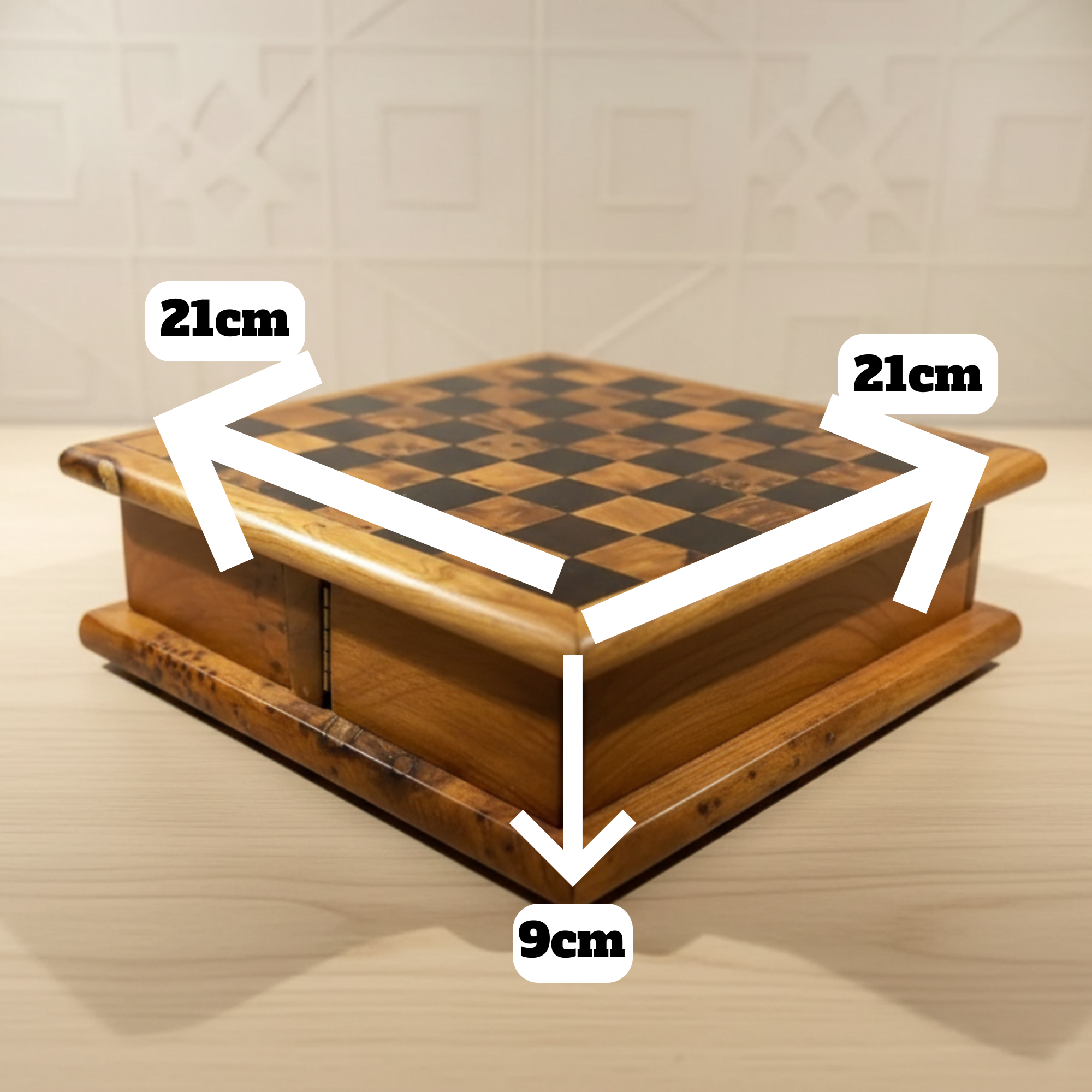 Échiquier de luxe en bois de genévrier avec boîtes de rangement