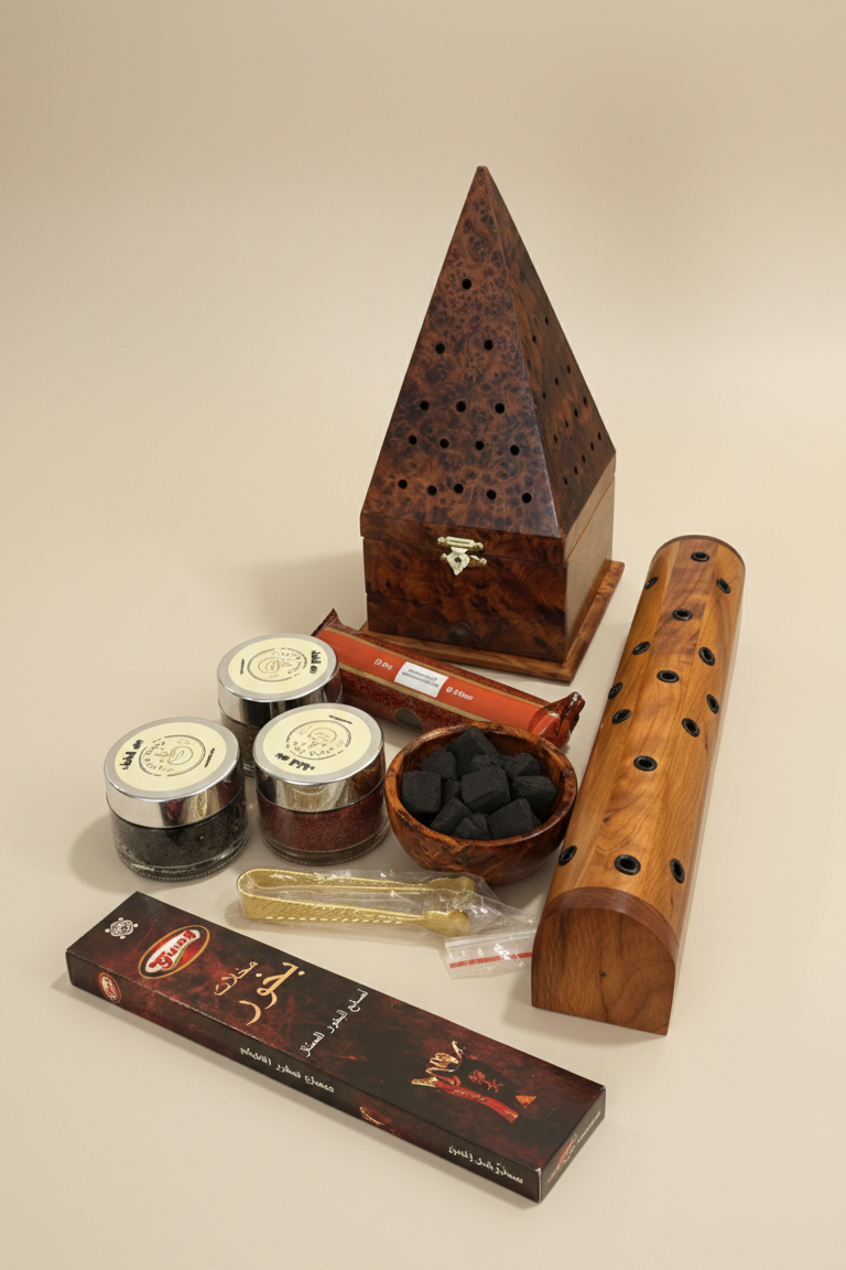 باقة رمضان  — مبخرة من خشب العرعار + 3 أنواع بخور فاخرة